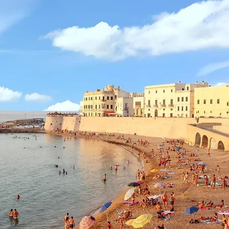 Charming House In + Terrace 펜션